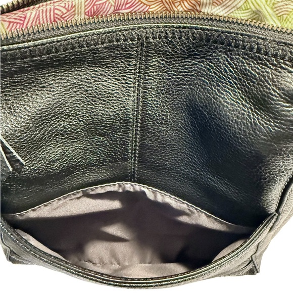 The Sak Iris Leather Bag | Black - Picture 6 of 7